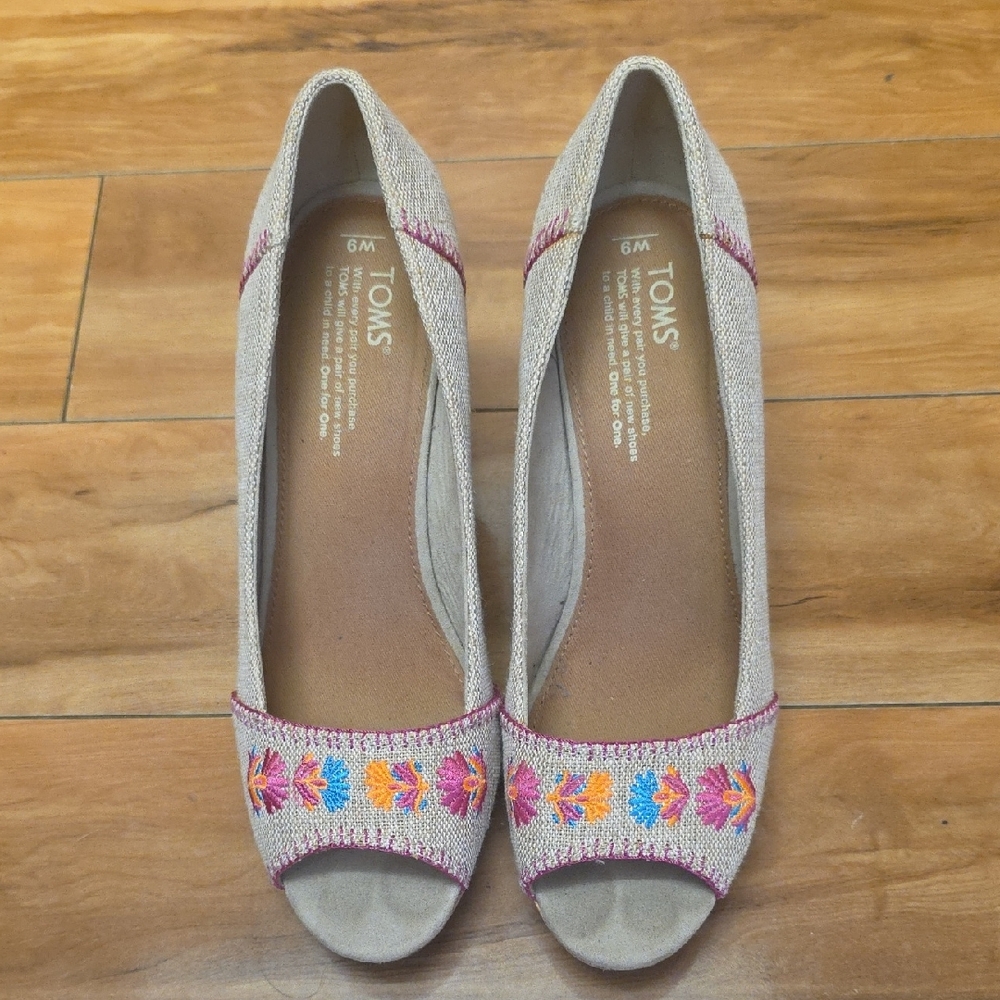 Toms Size 9 Stella Natural Burlap Embroidery Wedge Peep Toe Sandals - Picture 5 of 16